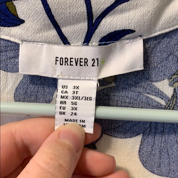 White Floral Dress - Picture 3 of 4